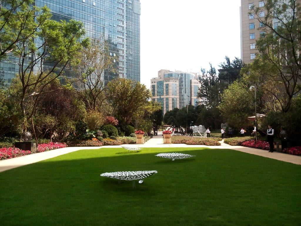 俊发逸天峰实景图